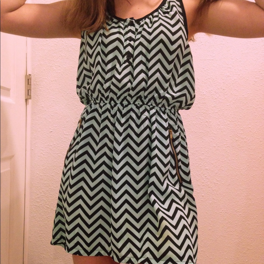 Beachy chevron dress